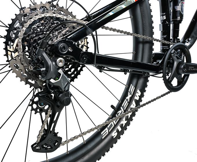 HARPER FULL.SUSP 29", 17,5"-1, BLACK SHINY