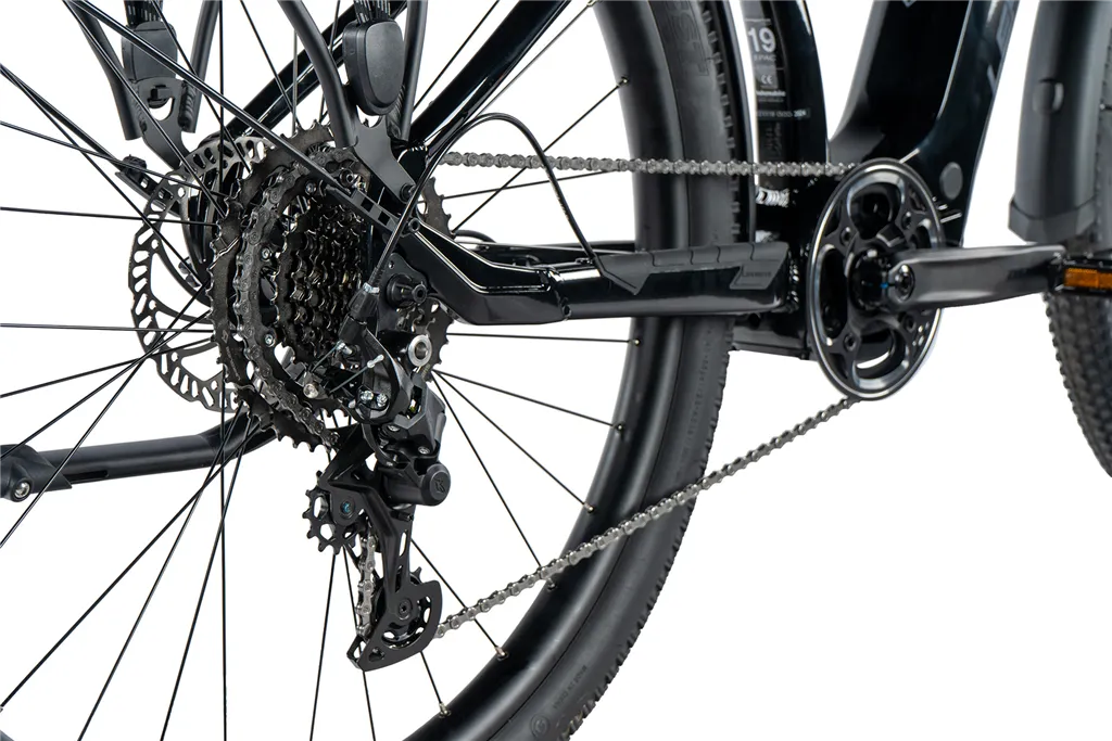 E-BIKE 28" BEND GENT CROSS 17,5"-1, BLACK SHINY (M510) KOLA NA PRODEJ