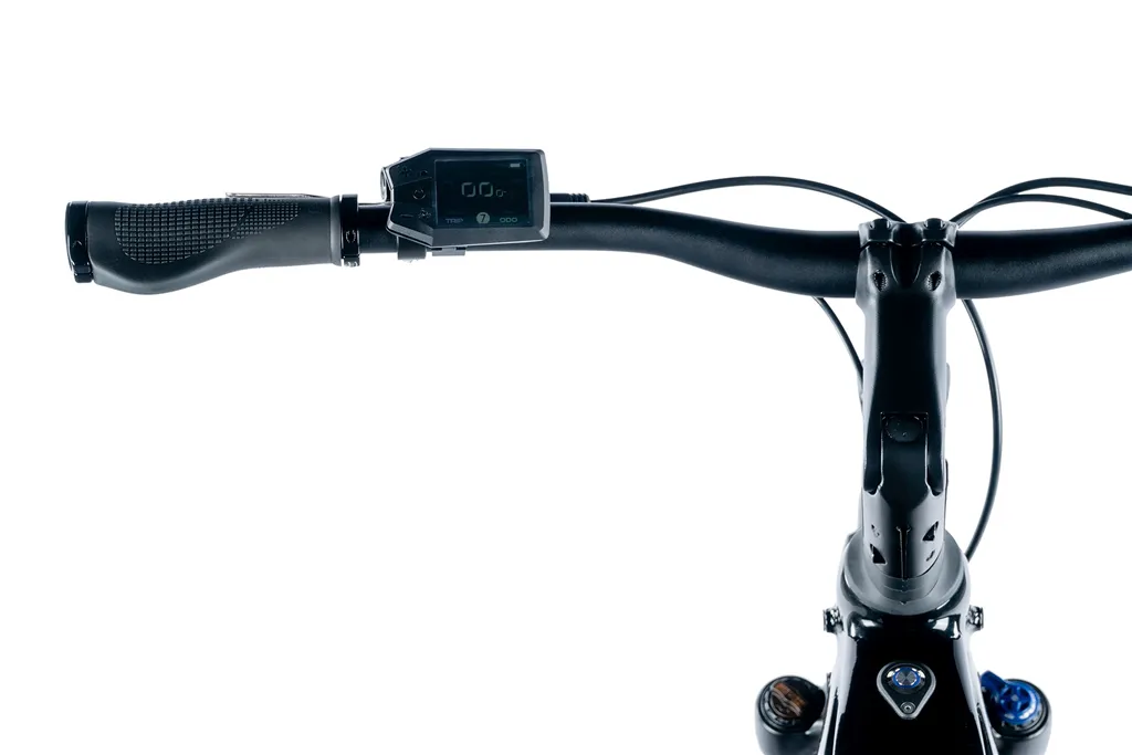 E-BIKE 28" SANDY GENT 17,5"-1, BLACK SHINY (REAR MOTOR) KOLA NA PRODEJ