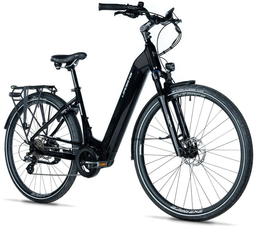 SAGA 28"