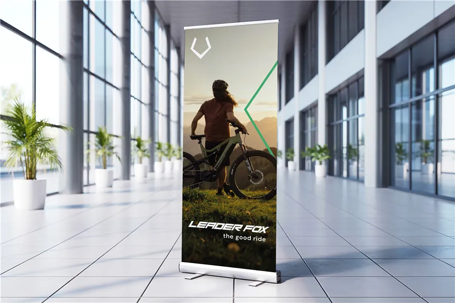 Leader Fox roll-up 2